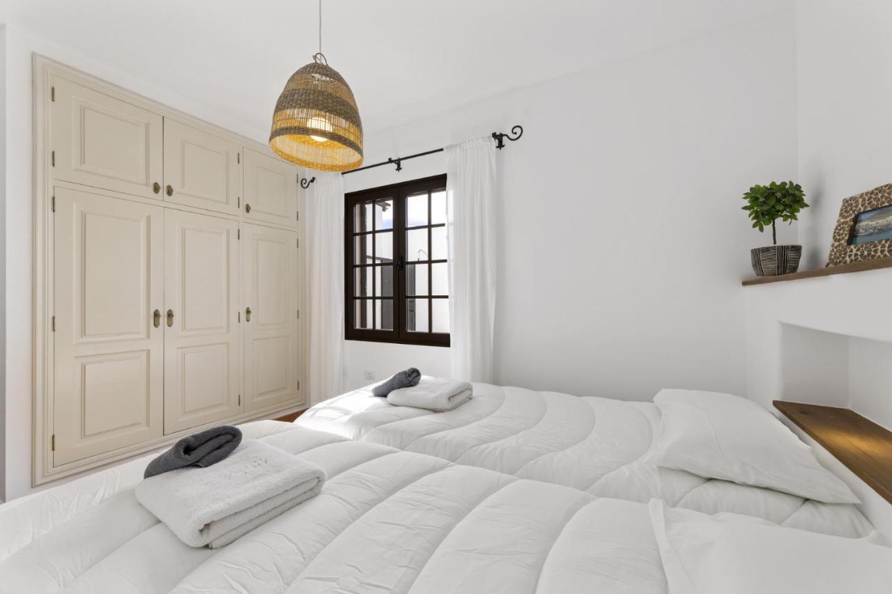 Villa 4 - Vipvipvillas Tías Exteriör bild