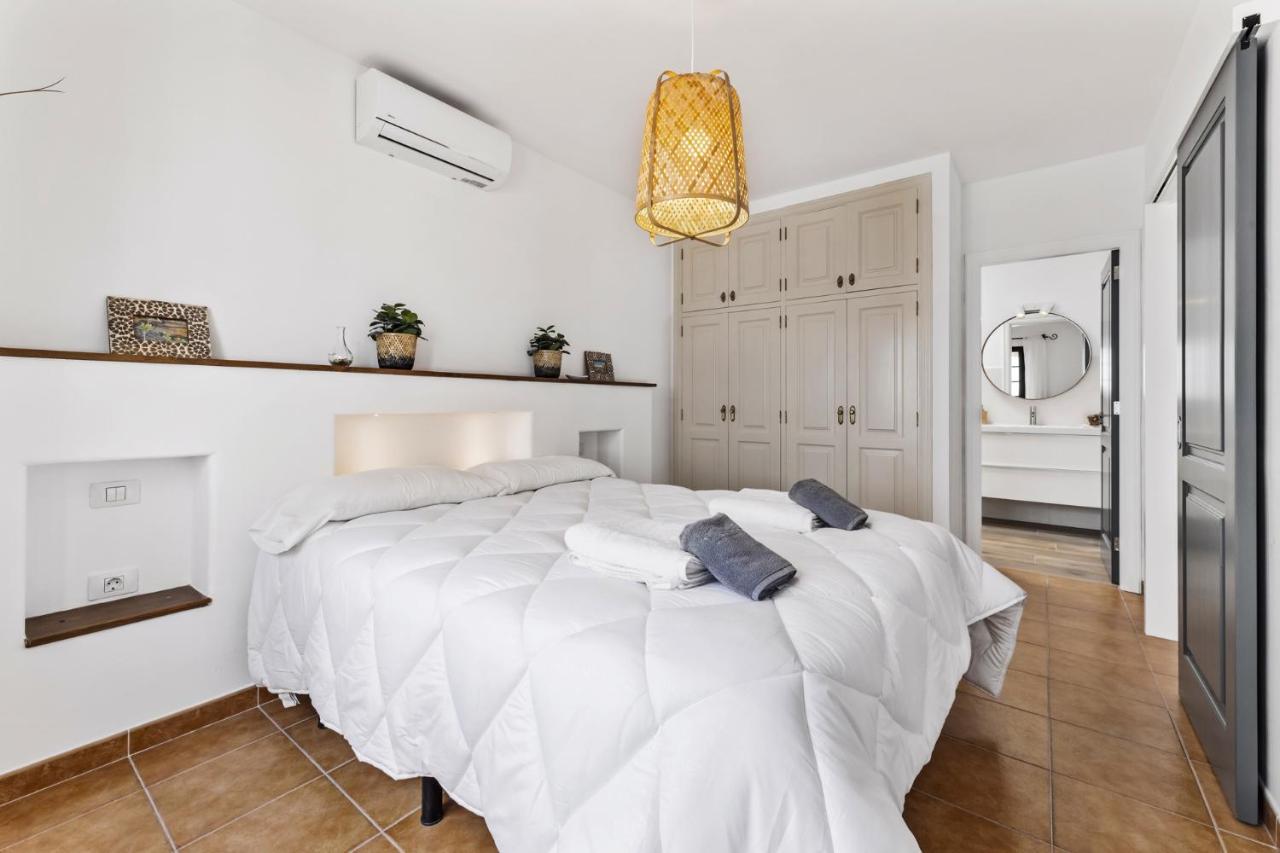 Villa 4 - Vipvipvillas Tías Exteriör bild