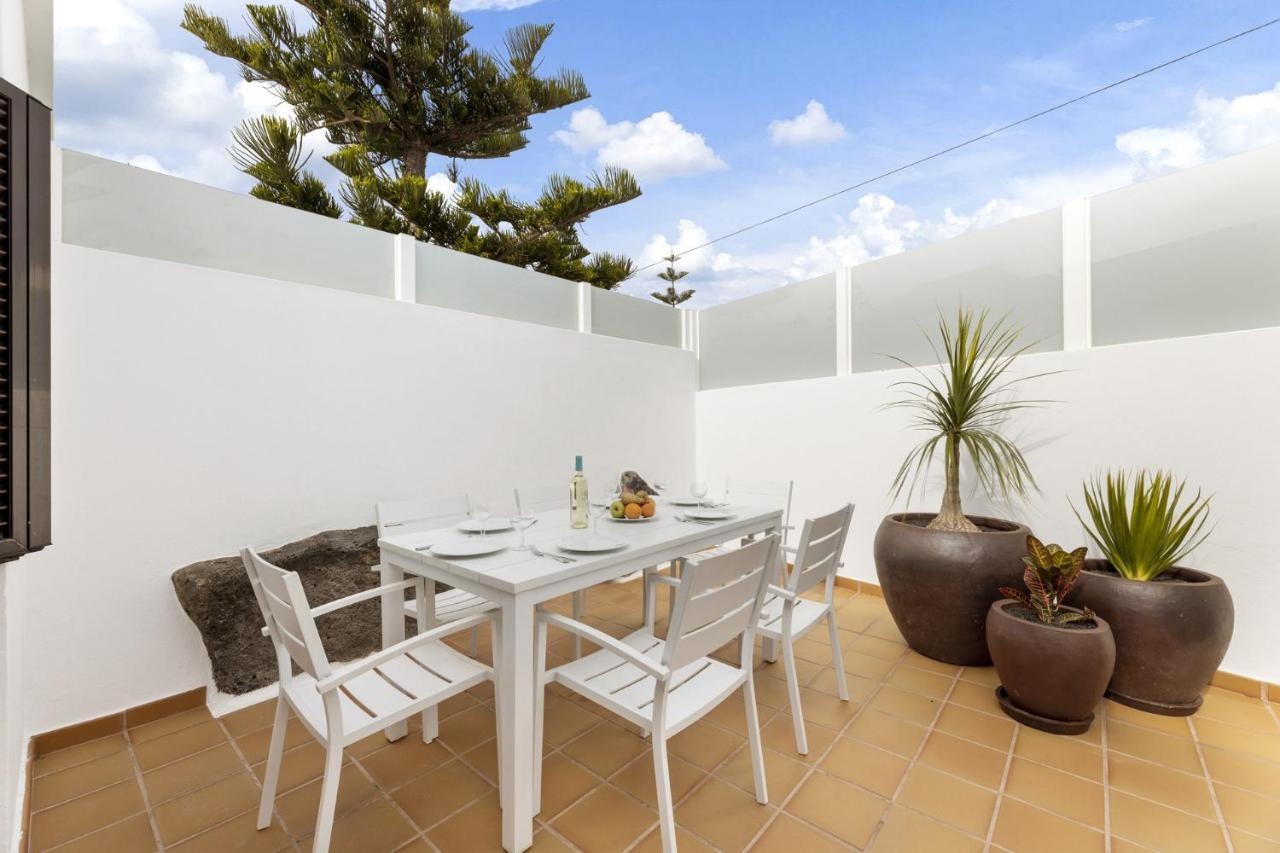 Villa 4 - Vipvipvillas Tías Exteriör bild