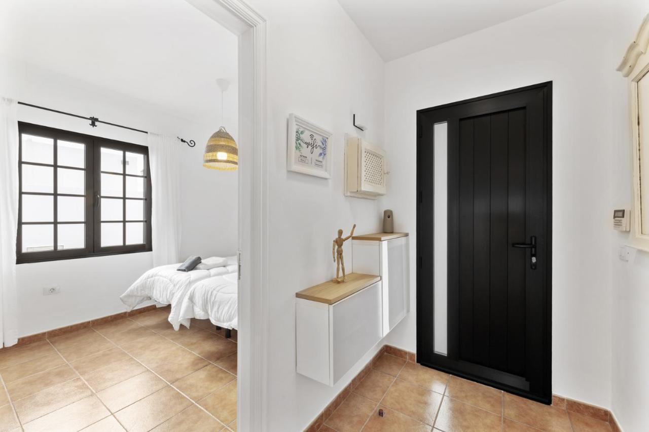 Villa 4 - Vipvipvillas Tías Exteriör bild