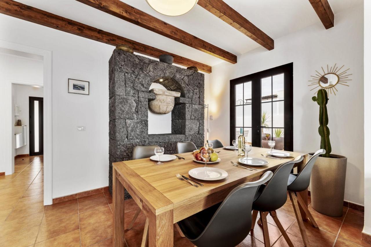Villa 4 - Vipvipvillas Tías Exteriör bild